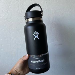 brand new HYDROFLASK with box